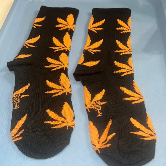 Unisex Mary Jane Weed socks - Picture 1 of 3
